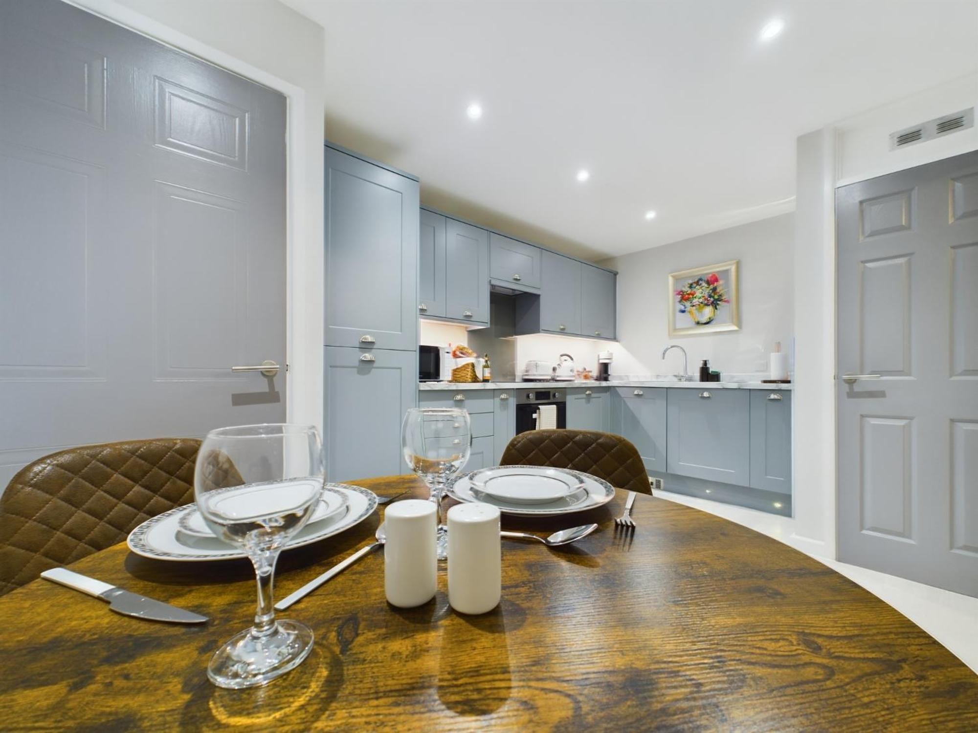 Modern Duplex Central Free Parking Wi-Fi Cheltenham Exterior foto