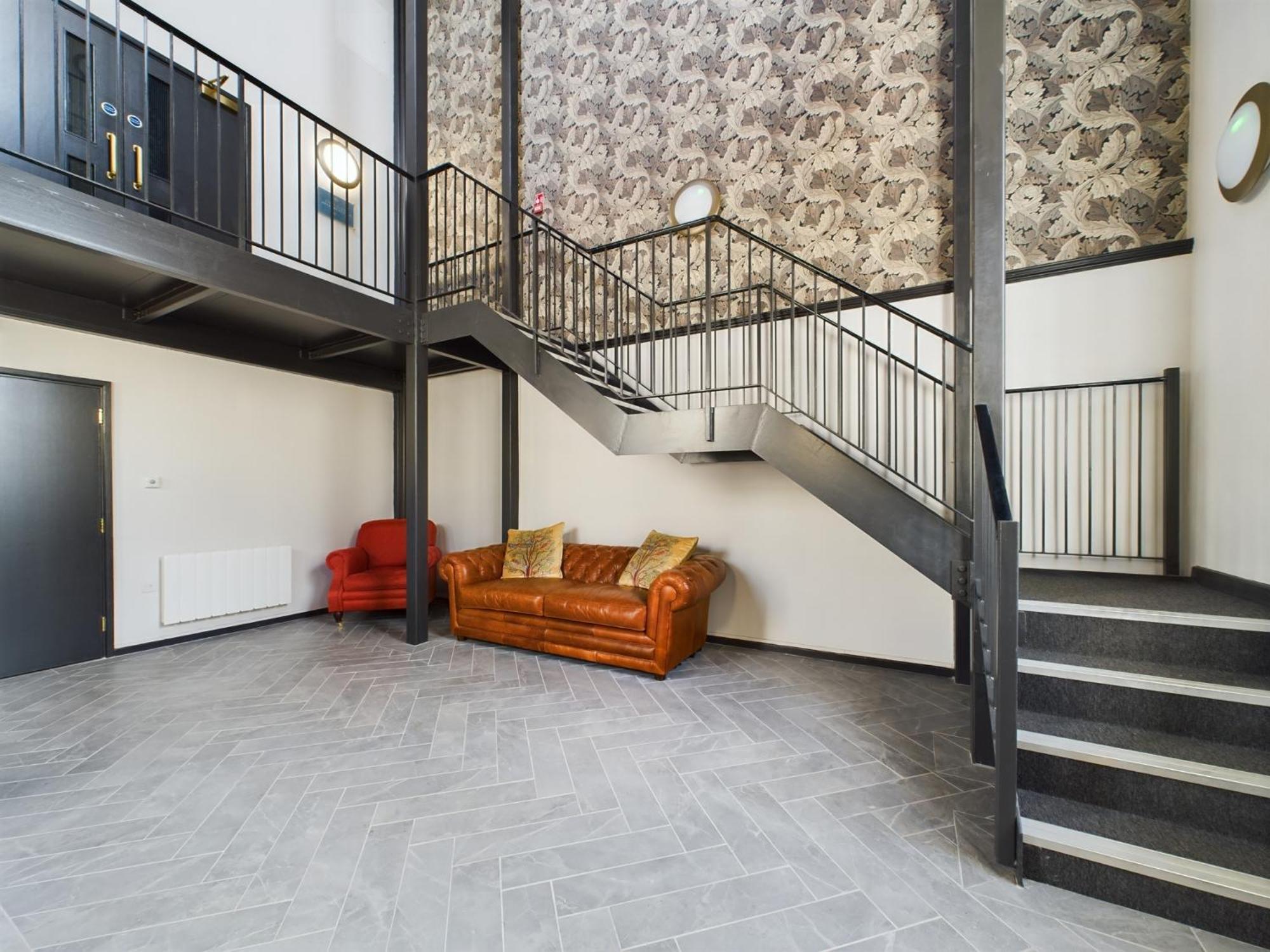 Modern Duplex Central Free Parking Wi-Fi Cheltenham Exterior foto